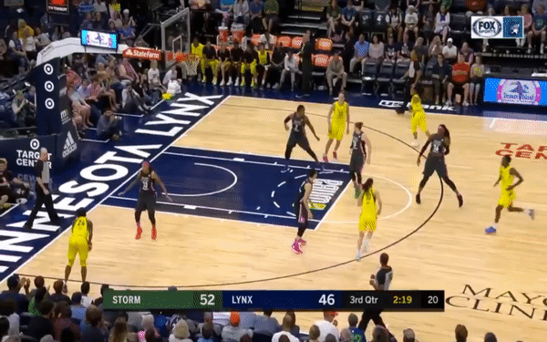 Breanna Stewart Rebound